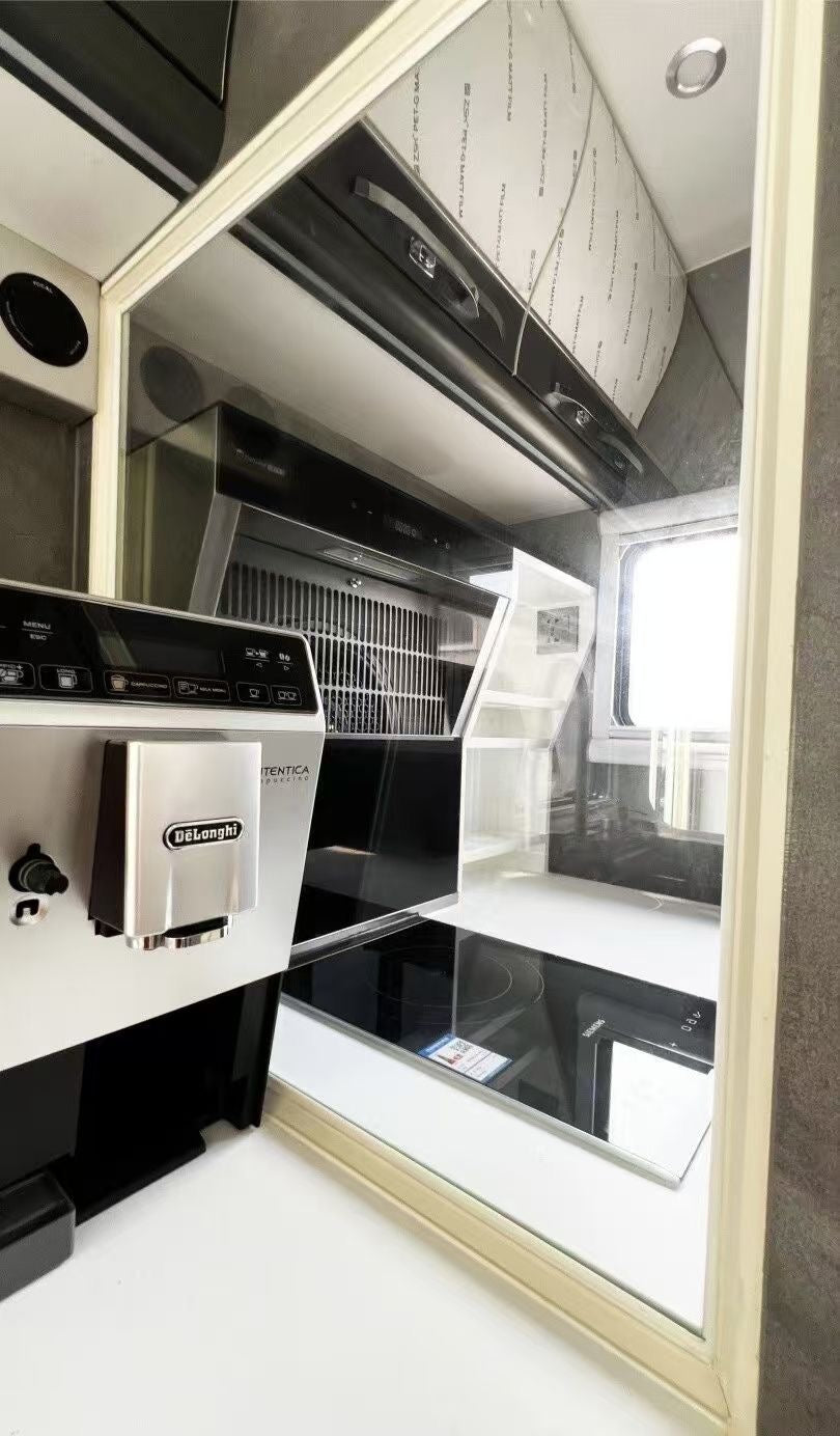 Volare 700P Expedition 6 Berth Motorhome