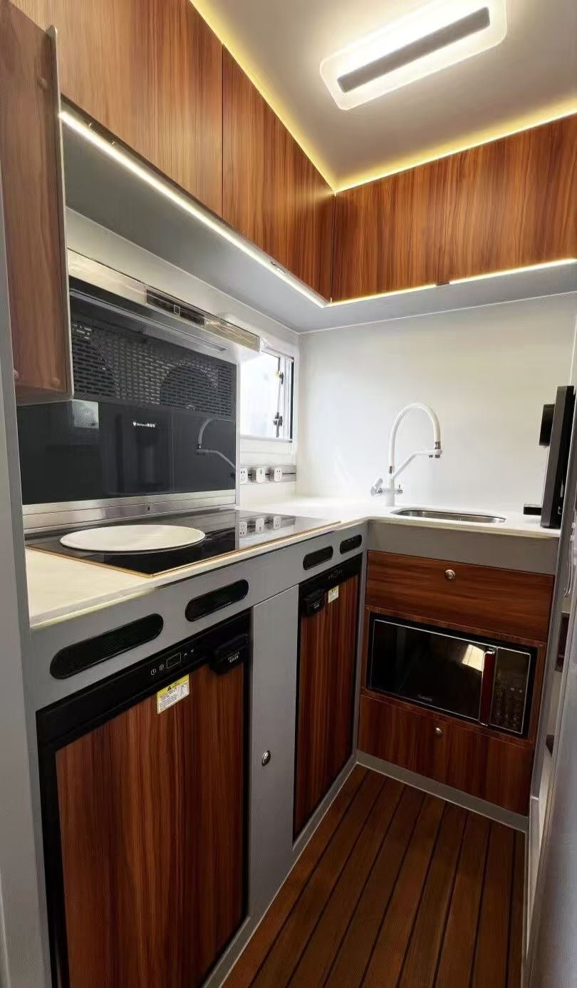 Volare 700P Expedition 6 Berth Motorhome