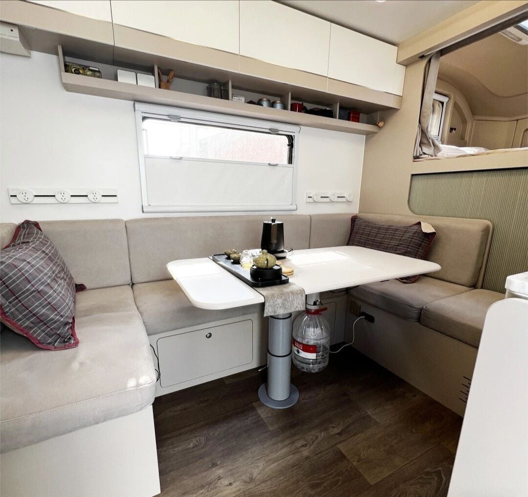Volare 700P Expedition 6 Berth Motorhome