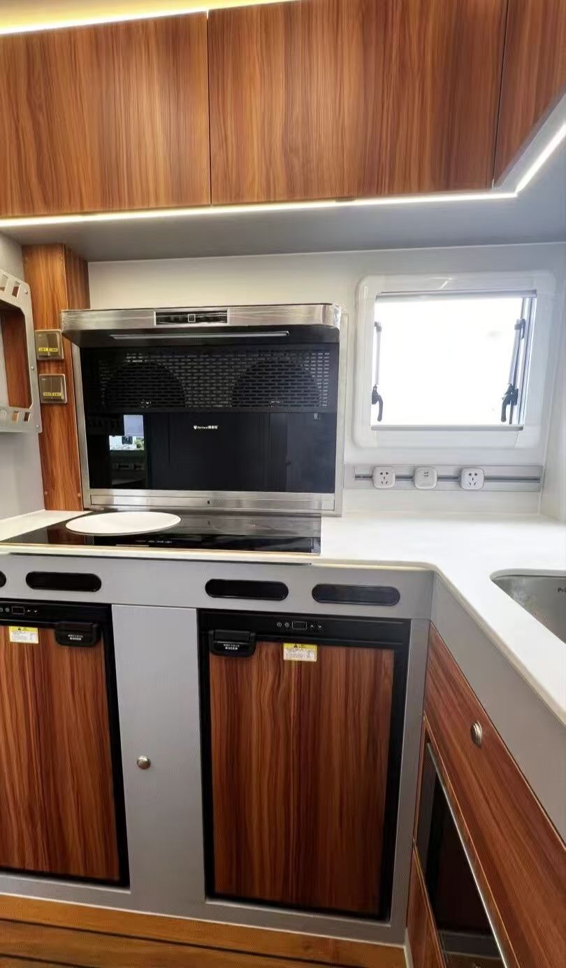 Volare 700P Expedition 6 Berth Motorhome